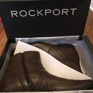 High Trend Toloni Boot - Dark Brown scrunch